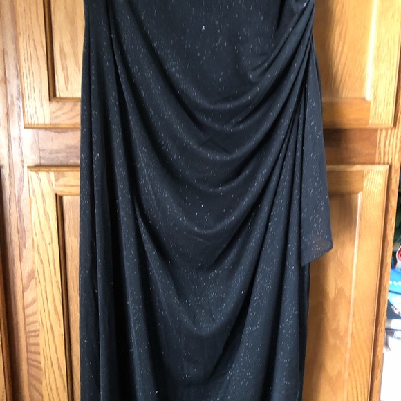 Alex Evenings Elegant Black Sleeveless Maxi Dress - Picture 6 of 16